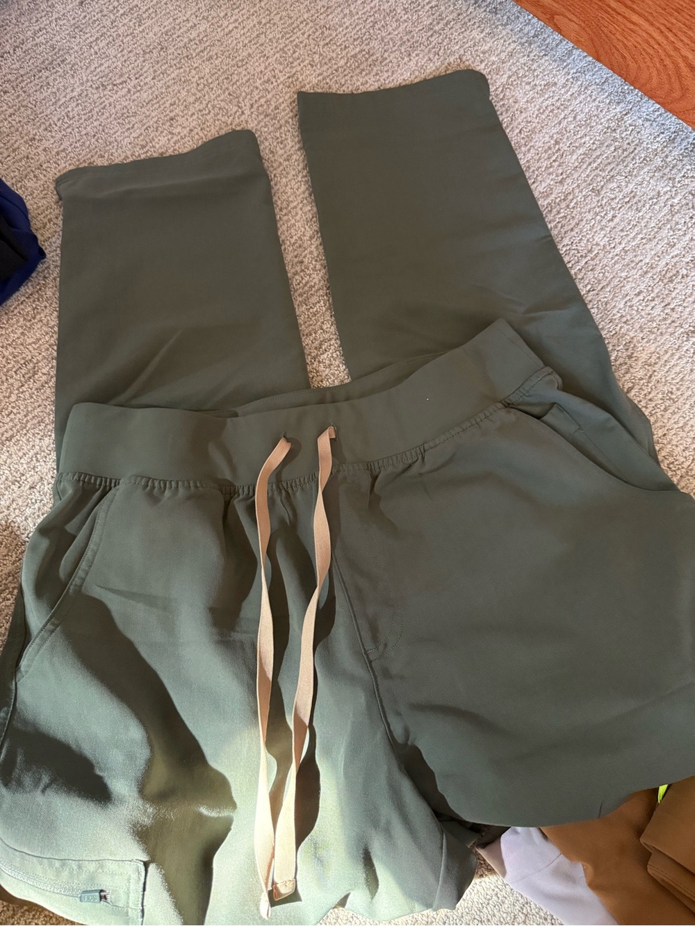 FIGS straight leg olive green scrub pants
